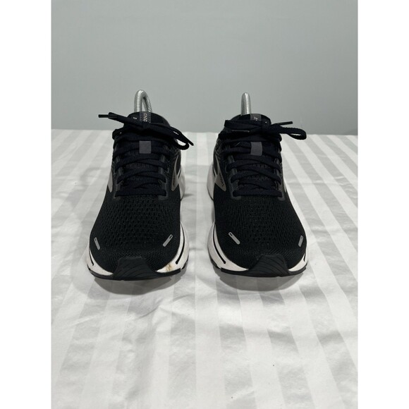 Brooks Ghost 14 Black and White Athletic Shoes 7.5 Wide - Picture 4 of 14